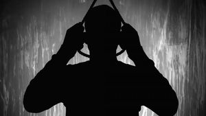 Tragedie în Suceava. Un student de 21 de ani s-a spânzurat într-o cameră de cămin