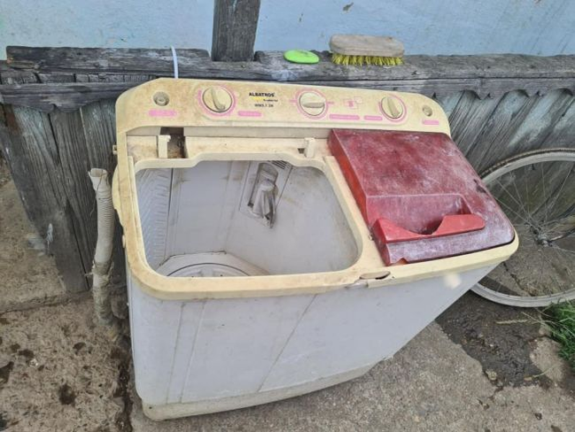 FOTO | Poveste demnă de film la Botoșani! O tânără a supraviețuit miraculos, după ce a fost bătută crunt de soț