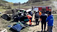 Accident grav în Cluj! Un tânăr de 18 ani a rămas încarcerat între fiarele mașinii