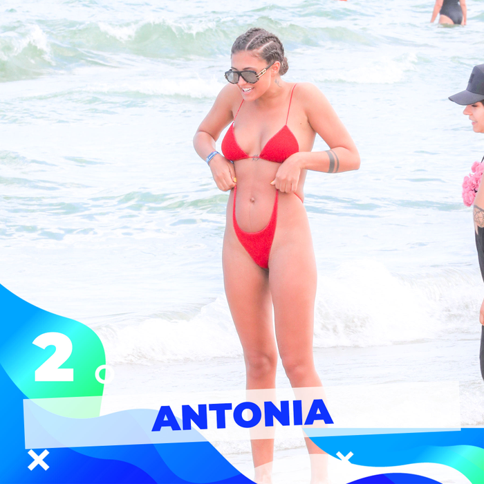 Top 50 sexy-vedete la mare, la soare, în pozițiile cele mai… provocatoare. Ce locuri ocupă Andreea Bănică, Loredana Chivu sau Bianca Drăgușanu