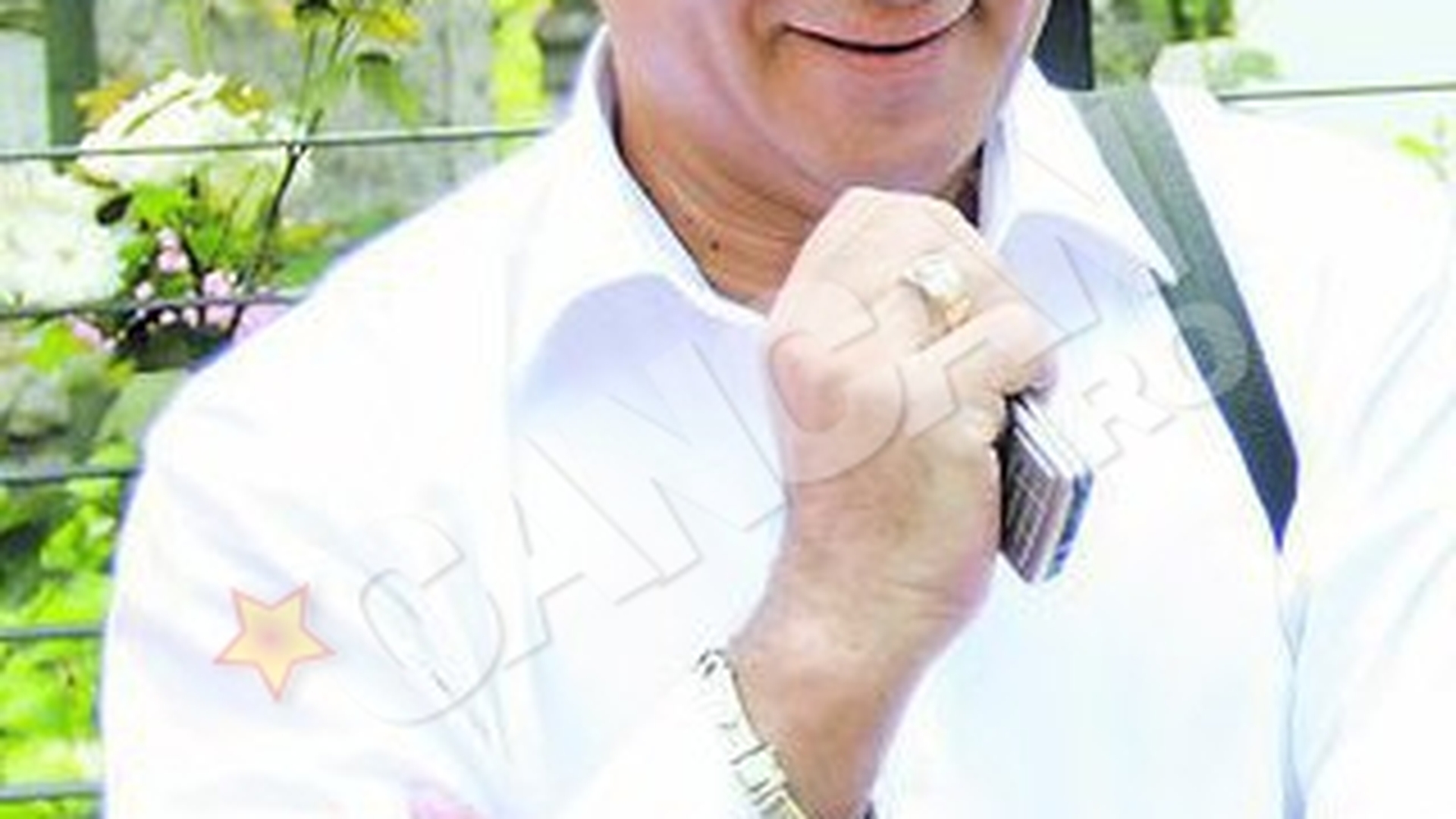 Milionarul Niculae Haliu, demis din fruntea Partidei Romilor de presedintele Nicolae Paun. Zburat din partid de nasul "Niky Scorpion"