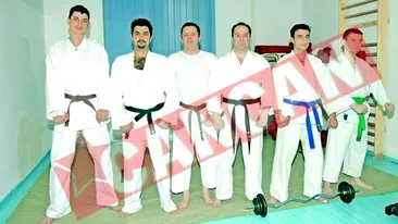 Protectorii alesilor locali, antrenati in arte martiale