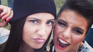 Se numeste "selfie" si este cel mai raspandit "fetis" de pe FACEBOOK! Cum au ajuns 90% dintre utilizatori sa-si faca asta!