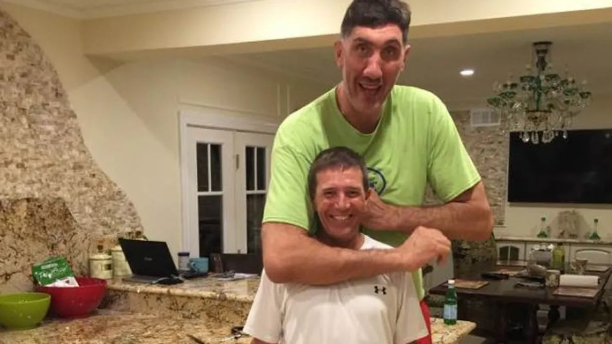 Ghiță Mureșan are 2.31 metri! Dar să vezi cum arată și ce înălțime are soția lui, Liliana