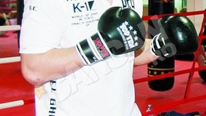 Daniel Ghita nu va avea nicio zi de vacanta! Isi boteaza fiul, apoi pleaca sa se bata cu Badr Hari