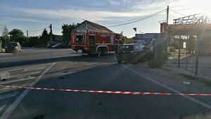 Accident cu cinci victime în Teleorman. O femeie a rămas încarcerată