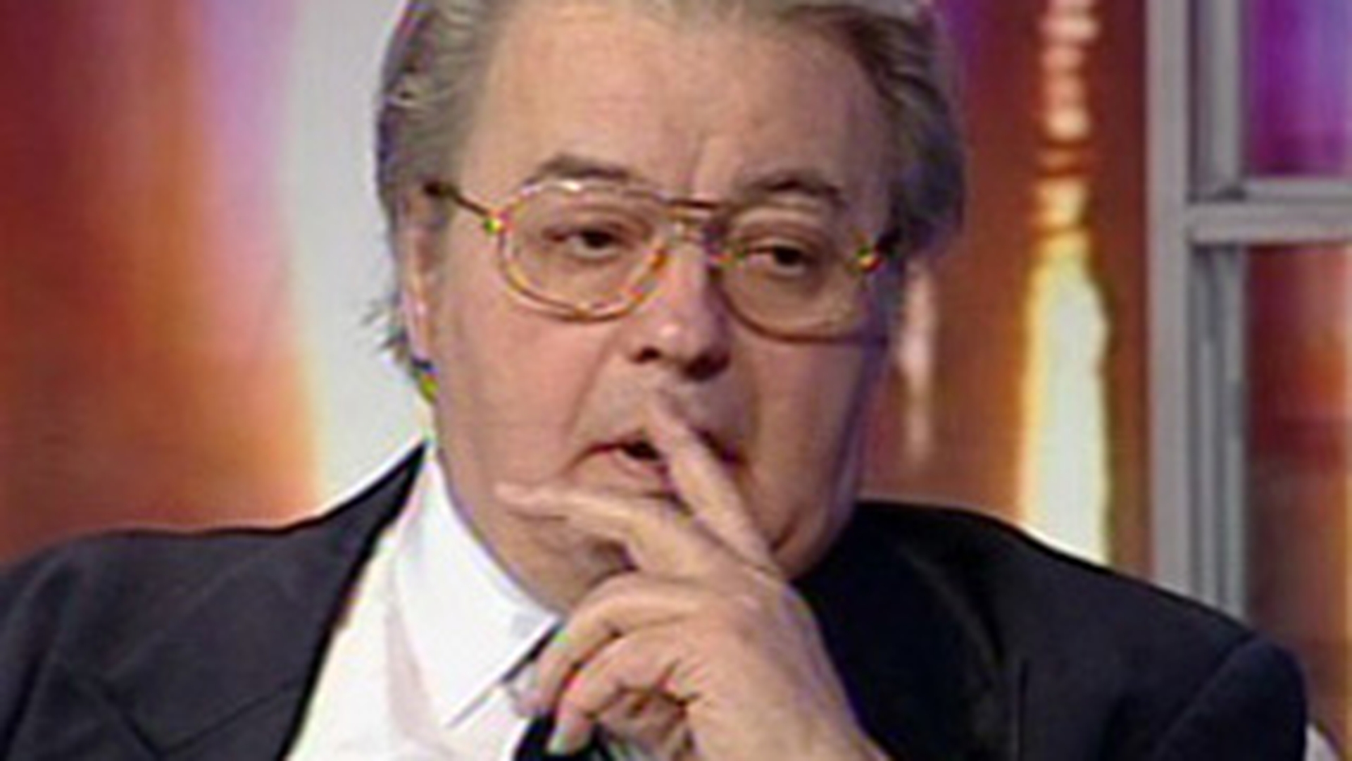 Corneliu Vadim Tudor, despre acuzatiile de viol ale Oanei Zavoranu: "Ea inventeaza o poveste sifilitica!"