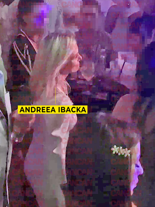 Toate privirile au fost ațintite asupra blondei
