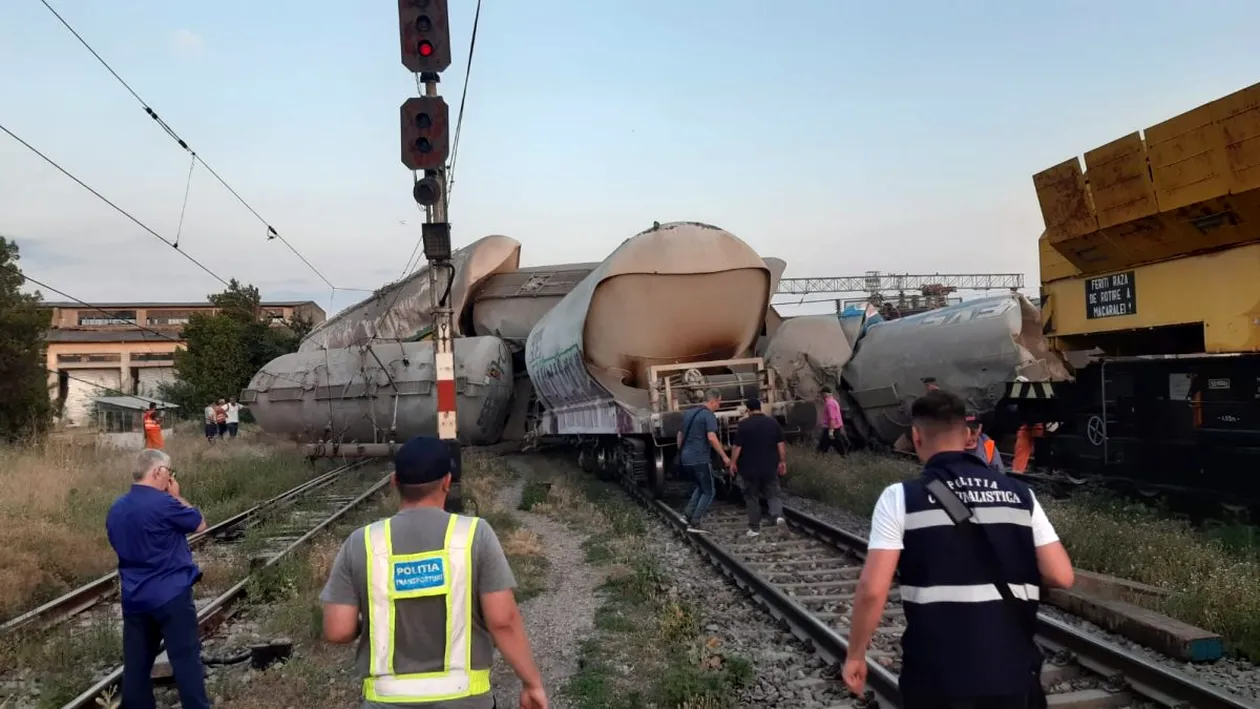 Mecanicul trenului care a provocat accidentul feroviar de la Fetești era băut și a adormit în mers. Reacția ministrului transportului
