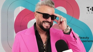 Cătălin Botezatu i-a luat frica mamei! Ce vinde celebrul designer, de nevoie: „Fac și discount, le dau și în rate”