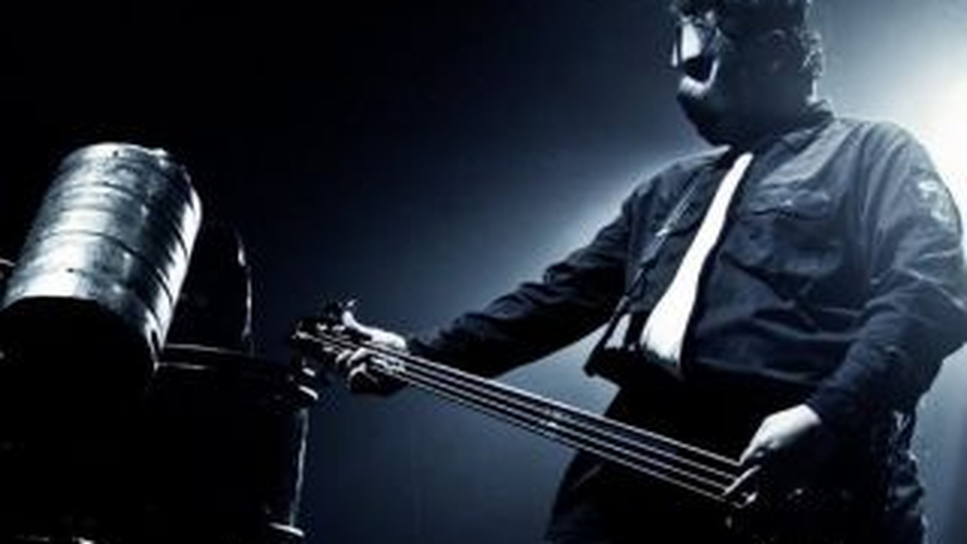 VIDEO Paul Gray, basistul trupei Slipknot, a fost gasit mort intr-o camera de hotel