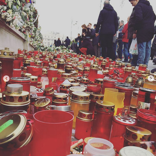 Gestul făcut de Simona Gherghe în timp ce Regele Mihai este condus pe ultimul drum!