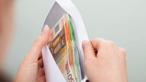 Șpagă uriașă cerută de un ofițer: peste un milion de euro! Ce trebuia să facă și ce s-a întâmplat cu el