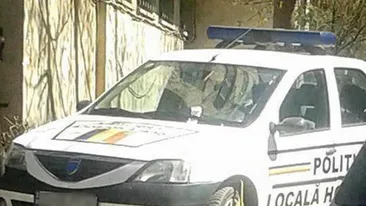 A cerut-o de sotie, apoi a injunghiat-o de 10 ori! Bolnav de gelozie, un barbat si-a ucis logodnica, iar apoi s-a spanzurat