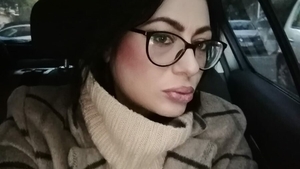 Actrița Ioana Popescu își va lansa un nou roman,”Poveste din Pipera”: „Este despre o dragoste interzisă dintre doi machedoni și o mondenă”