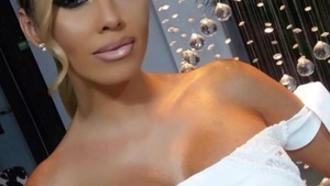 BREAKING NEWS. Afaceristul răpus de boală la 42 de ani se răsuceşte în mormânt. Văduva şi fosta soţie fotomodel, scandal cu avocaţi după moartea milionarului!