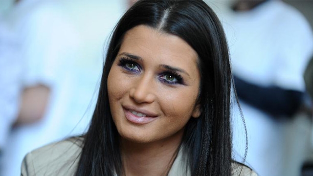 EBA, facută praf de Mădălin Voicu: "Proasta aia mică a lui Băsescu / Este o persoană mutantă"
