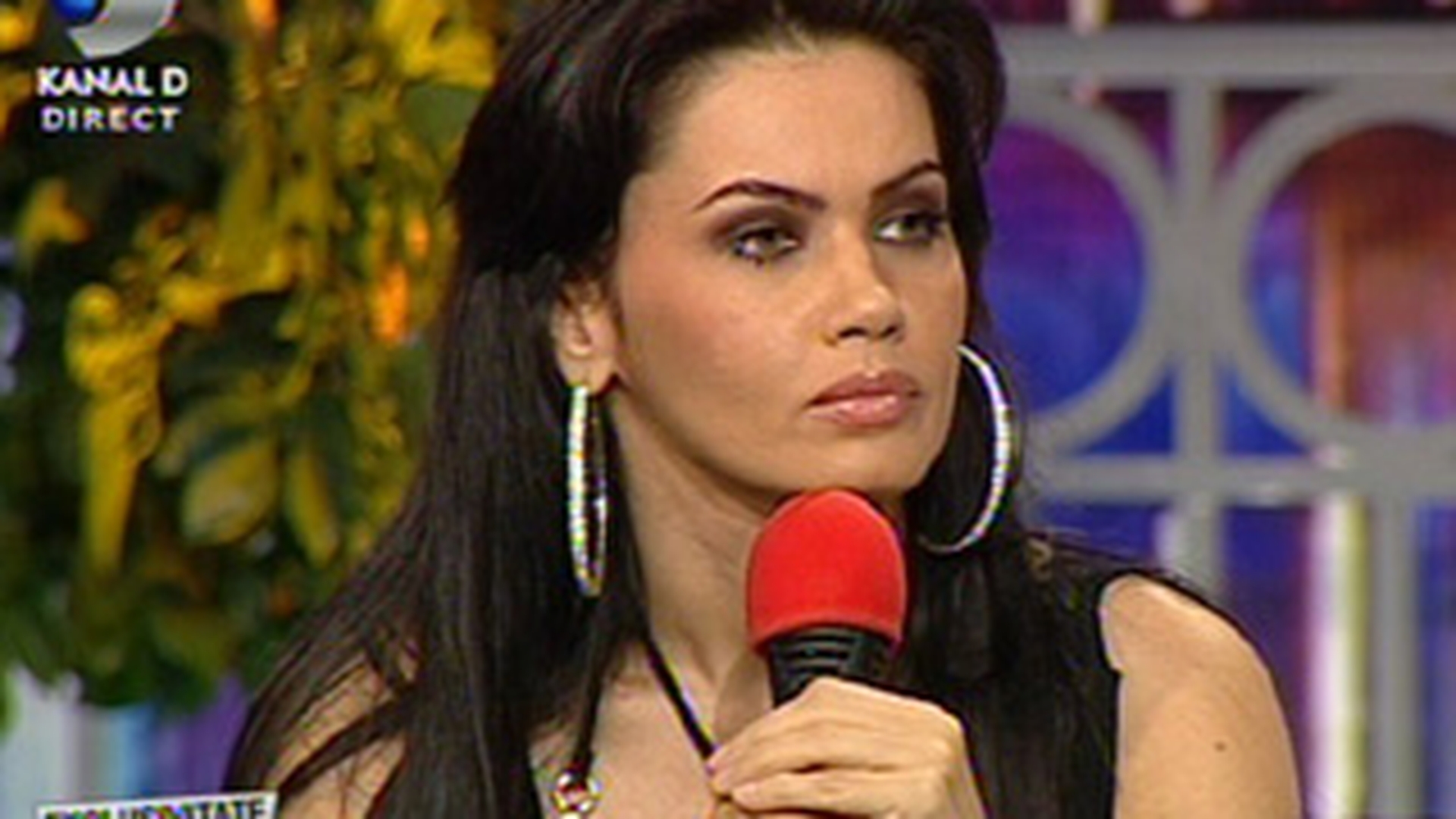 VIDEO Minciunile Melissei catre Oana: "Mama ta isi dadea pumni in burta cand era insarcinata cu tine"