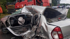 Impact devastator în Târgoviște. Un mort și un rănit în stare gravă, după ce trei mașini s-au făcut praf
