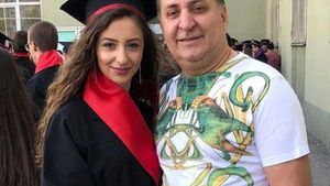 Vali Vijelie i-a cumpărat bolid de lux fiicei lui! De ce nu o lasă să meargă la școală cu ea: „Un profesor muncește o viață întreagă și nu poate să își permită să își cumpere așa ceva!”