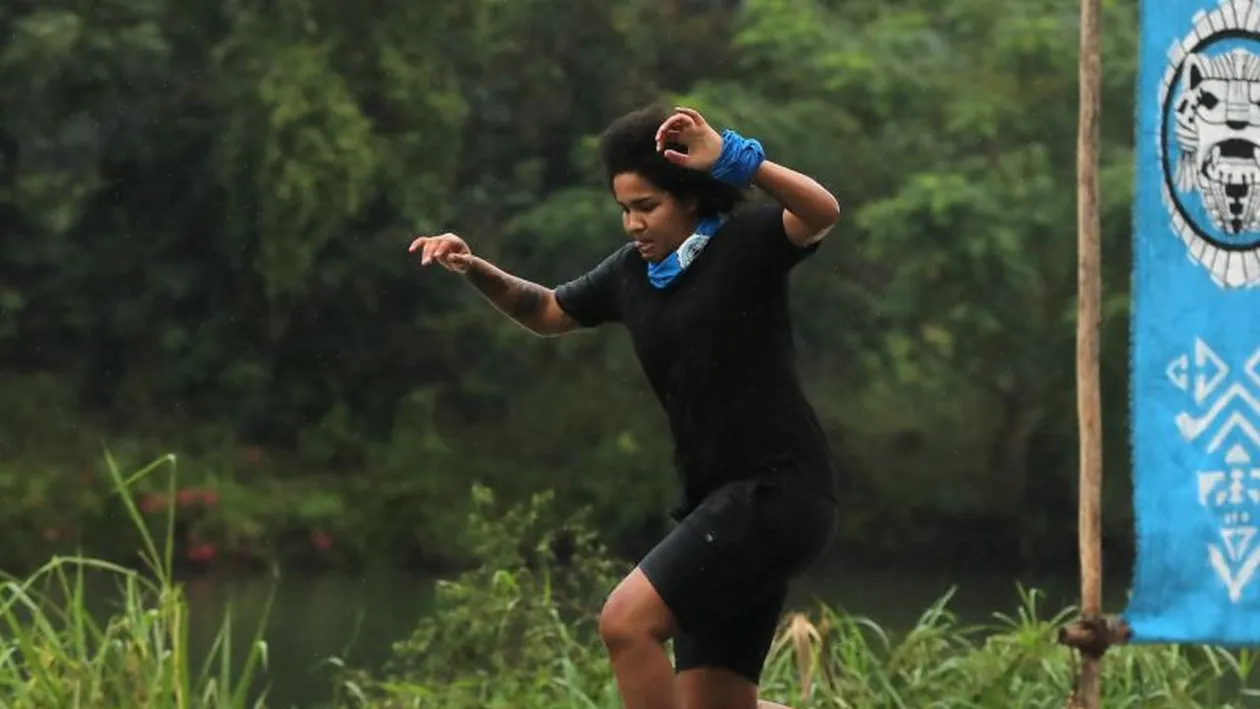 Cine s-ar fi așteptat. Georgiana de la Survivor vrea să fie cântăreață. Iată cum sună o melodie compusă de ea. VIDEO