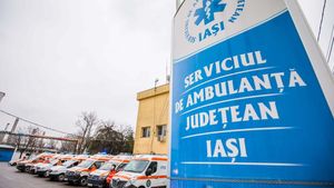 Bărbat din Iași, lăsat în agonie de operatorii 112 pentru că...ploua: „Pai de asta nu putem veni”