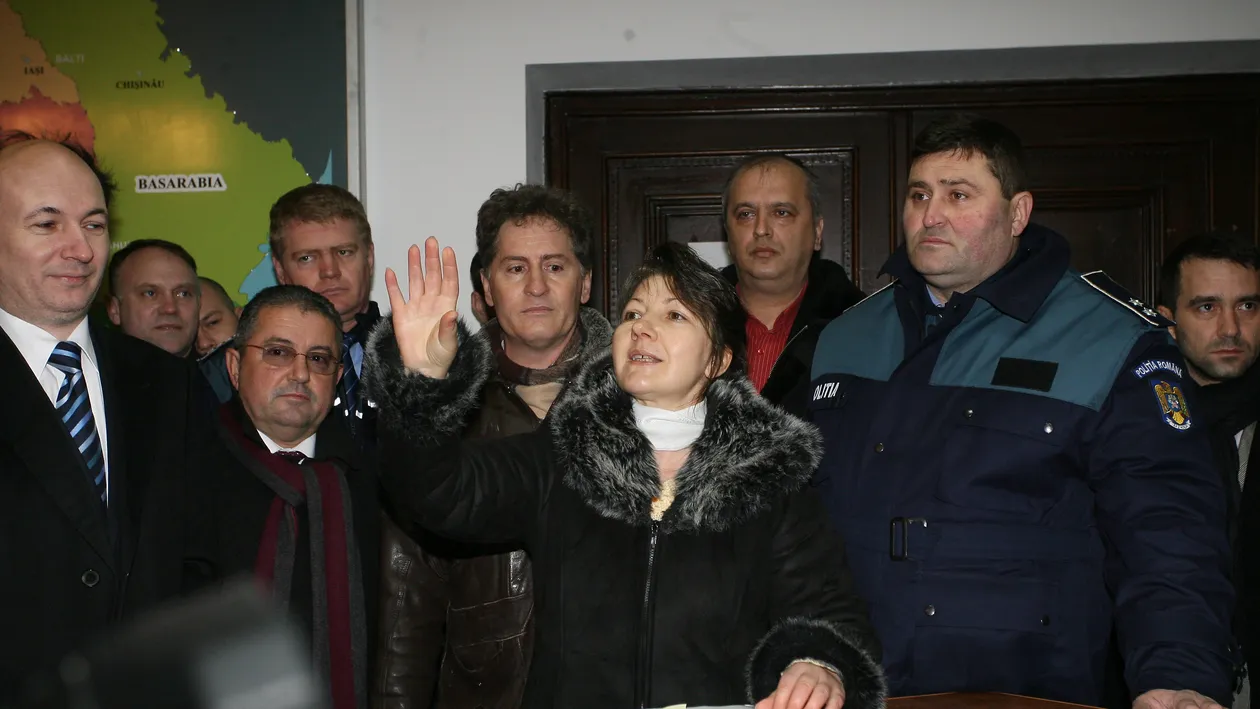 Un celebru producator de la TVR, aruncat in strada de executorul lui Vadim!