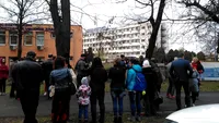 Protest în faţa spitalului comparat cu un „lagăr de exterminare”