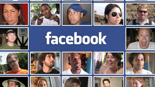 Si-a dat mama in judecata pentru ca i-a folosit contul de Facebook!