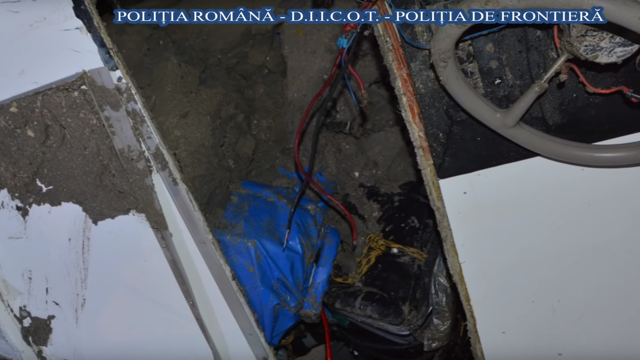 Polițiștii și procurorii DIICOT au capturat peste o tonă de cocaină în Deltă