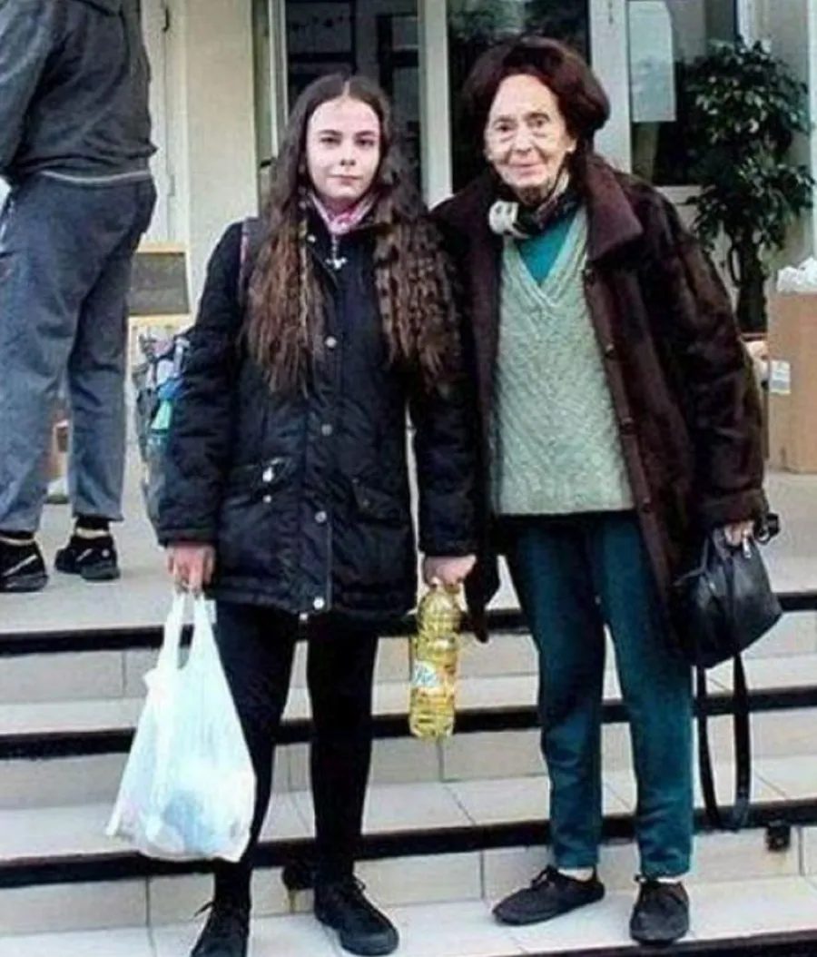 Adriana Iliescu și Eliza. Sursă foto: Facebook