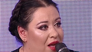 Oana Roman, în lacrimi la TV: „Nimeni nu m-a sunat să mă întrebe dacă mama e ok!”