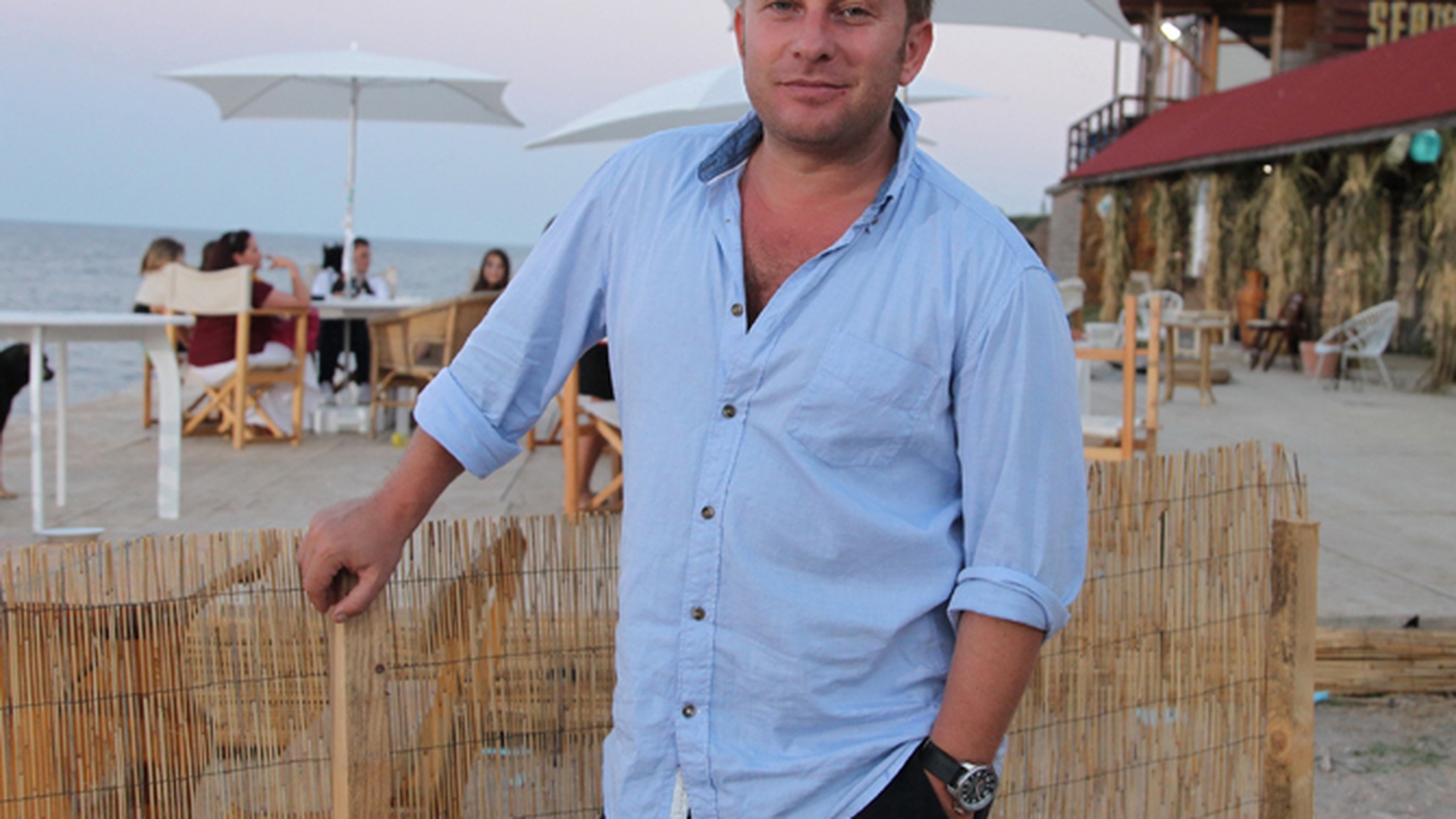 Liviu Varciu va teroriza pe toata lumea la mare, la "Serviti, va rog"