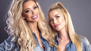 Bianca Drăgușanu este în lumea mondenă de peste 20 de ani, dar sora ei nu i-a urmat exemplul. De ce nu a vrut Oana să fie vedetă: „Eu eram aia deșteaptă”