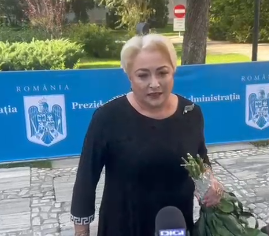 Cum a apărut Viorica Dăncilă la priveghiul lui Ion Iliescu? Toate privirile s-au întors către ea