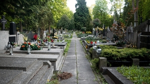 Jaf de proporții în cimitirele din județul Constanța. Câte mii de lei au furat hoții de morminte
