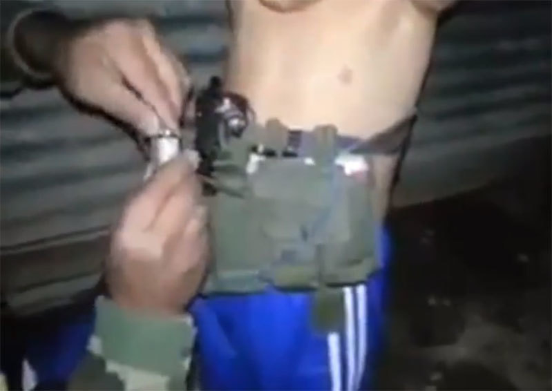 Video incredibil. Un copil de 7 ani purta asupra lui o bombă, iar un soldat din Irak a…