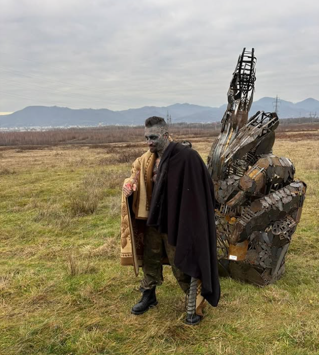 Ugly Boy are rolul principal negativ în filmul ”Iarnă neagră” foto: Instagram