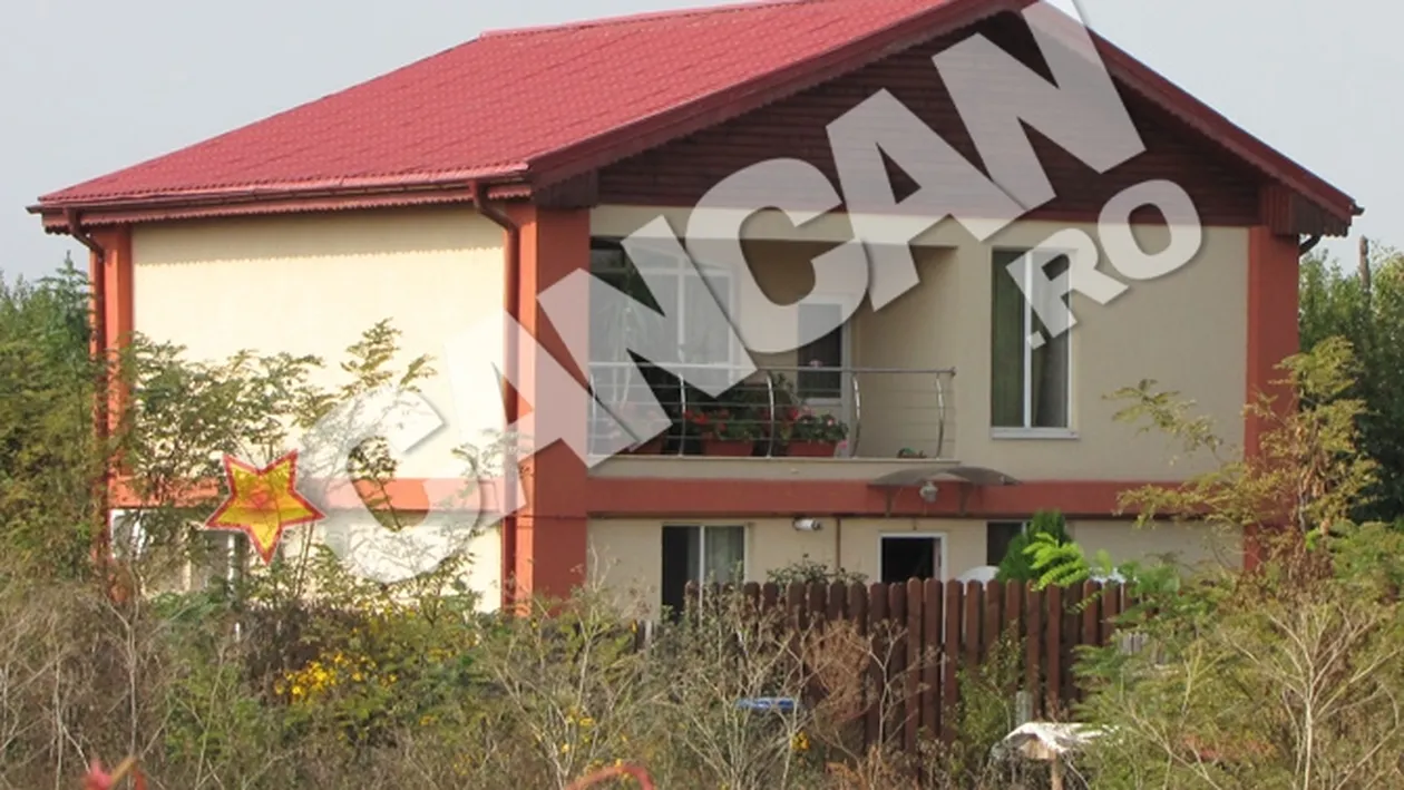 Aici traieste Serban Ionescu impreuna cu presupusa amanta! Dupa ce a parasit-o pe Magda Catone s-a mutat in Otopeni, intr-o casa pe pamant, despre care se spune ca i-ar fi cumparat-o Irinei!