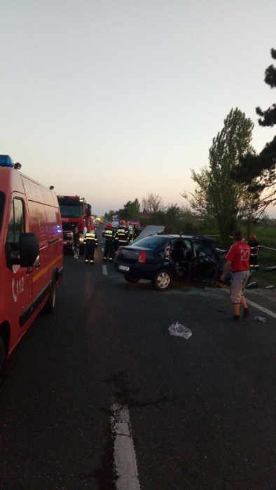 Accident înfiorător pe DN1, pe sensul spre București! Șapte oameni au fost răniți, iar la fața locului au ajuns 4 ambulanțe SMURD