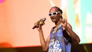 Snoop Dogg s-a filmat pe ritmuri de manele și a postat clipul pe contul lui cu 55 de milioane de urmăritori