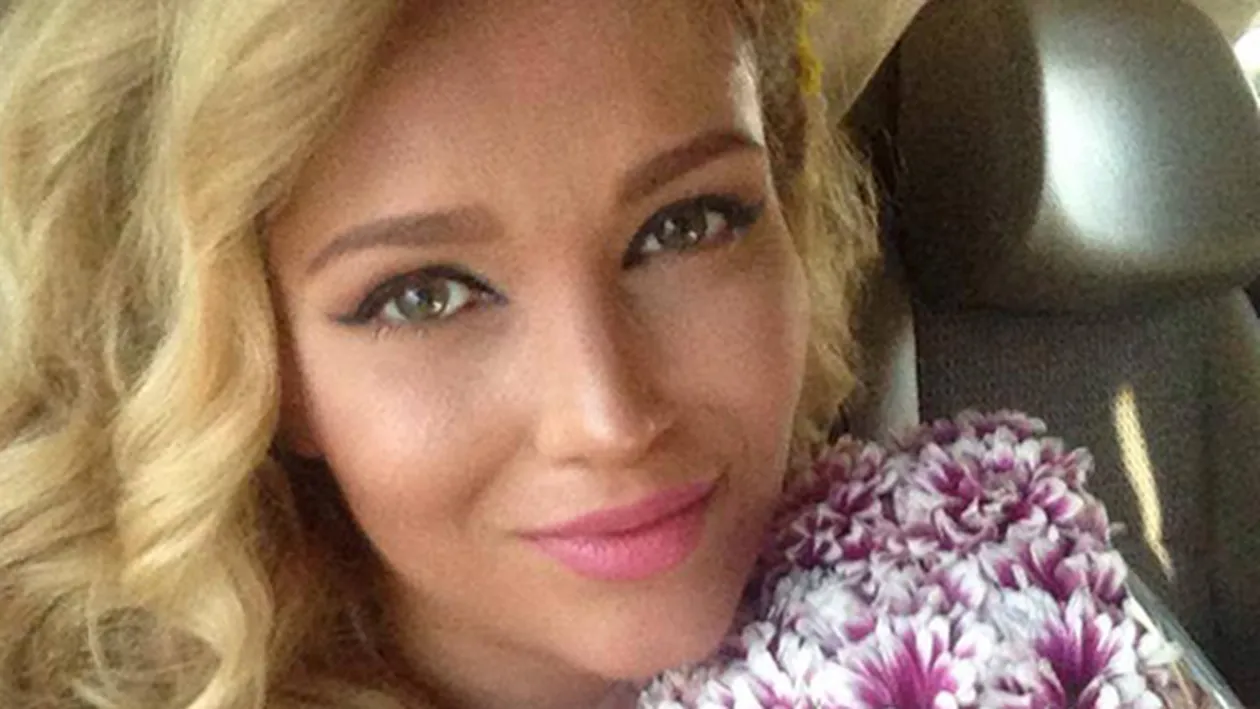 Imaginea care arunca totul in aer! Lora, fotografiata alaturi de un barbat misterios