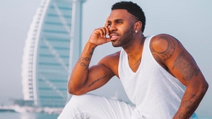 Jason Derulo și-a spart dinții în timp ce făcea o provocare virală pe Tik Tok. Video șocant