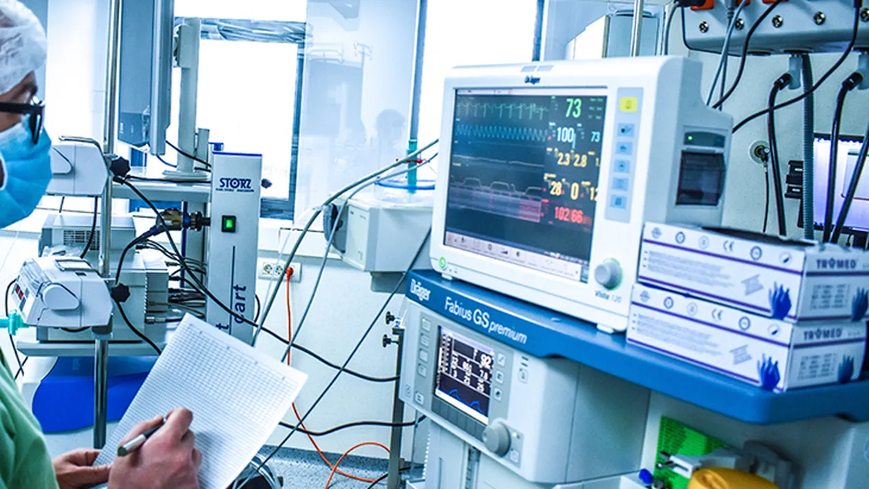 Motivele pentru care oamenii aparent sănătoși ajung la ATI din cauza COVID-19