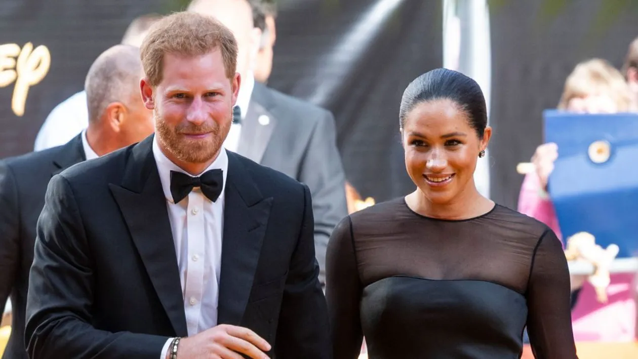 Meghan Markle, ”capul răutăților”! Ce s-a întâmplat cu Prințesa Beatrice chiar la slujba de Crăciun din cauza ei
