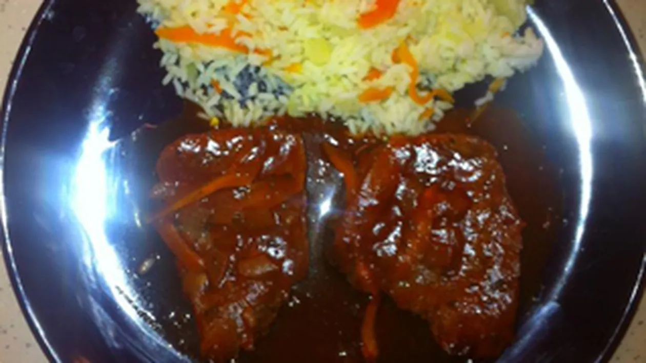 Andreea Ibacka a gatit vita la cuptor in sos tomat! Afla cu ce ocazie a trecut la cratita!