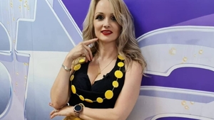 Amalia Bellantoni, șantajată și amenințată de membrii unui clan! Soțul ei a fost bătut, iar polițiștii refuză să intervină. „Au sărit peste el cu cuțite, cu spade, cu săbii”