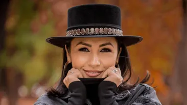 Seamănă cu izbitor cu Andra Măruță! Ea este sosia artistei