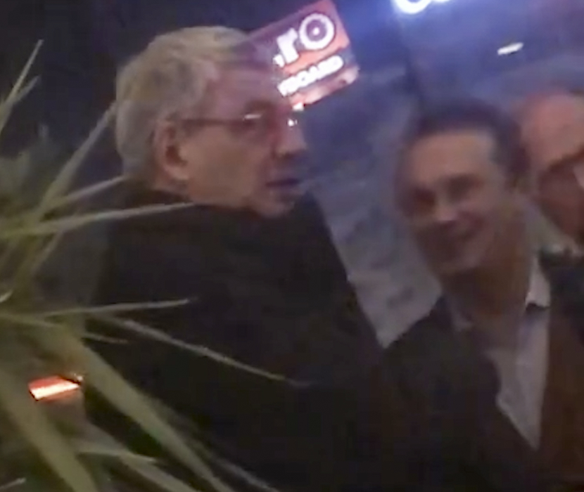Fostul premier s-a relaxat la bistrou