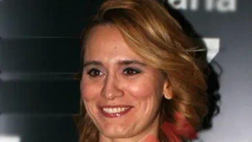 Andreea Esca a creat o colectie de bijuterii dedicata femeilor care iubesc copiii